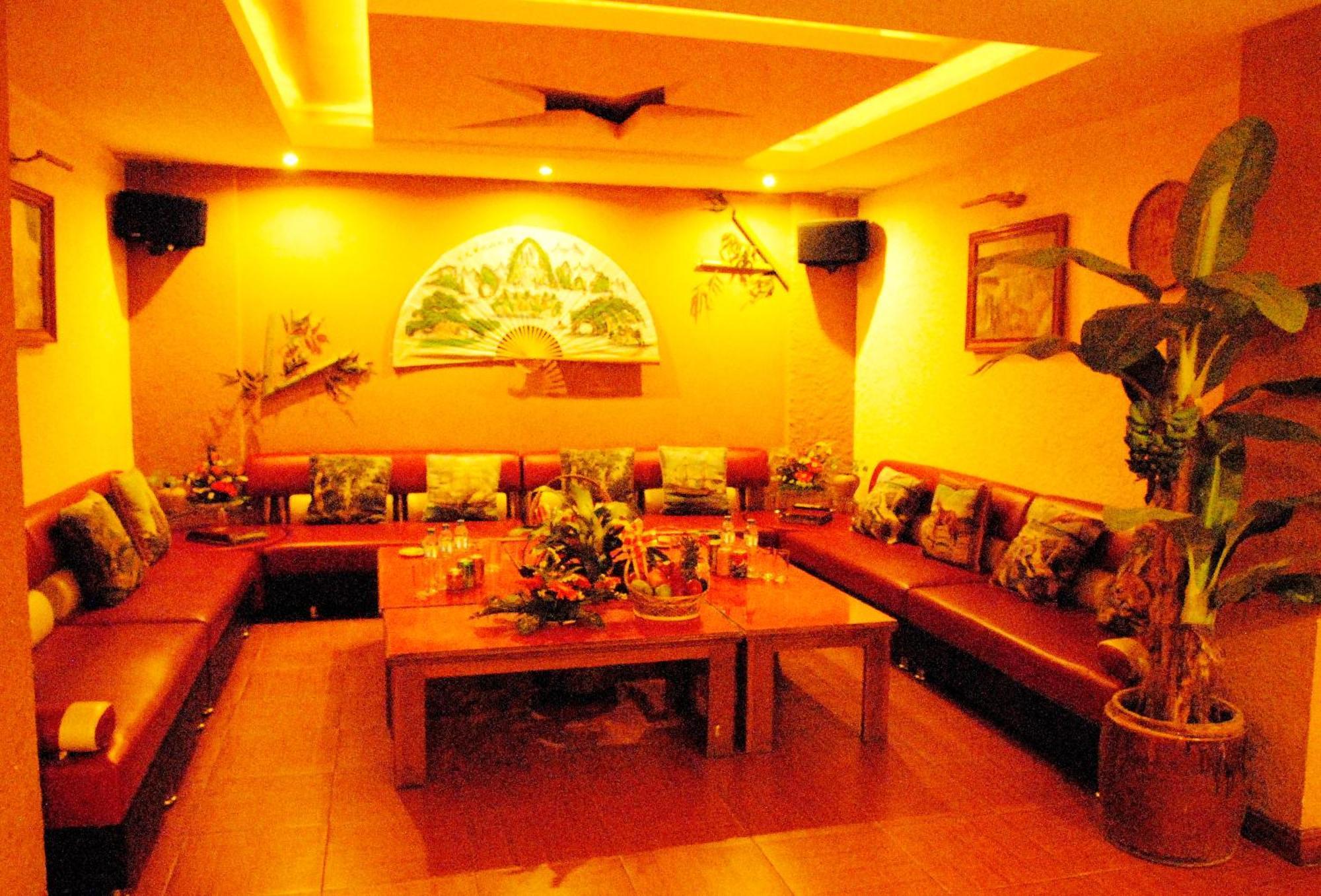 Central Hotel Quảng Ngãi Exteriör bild