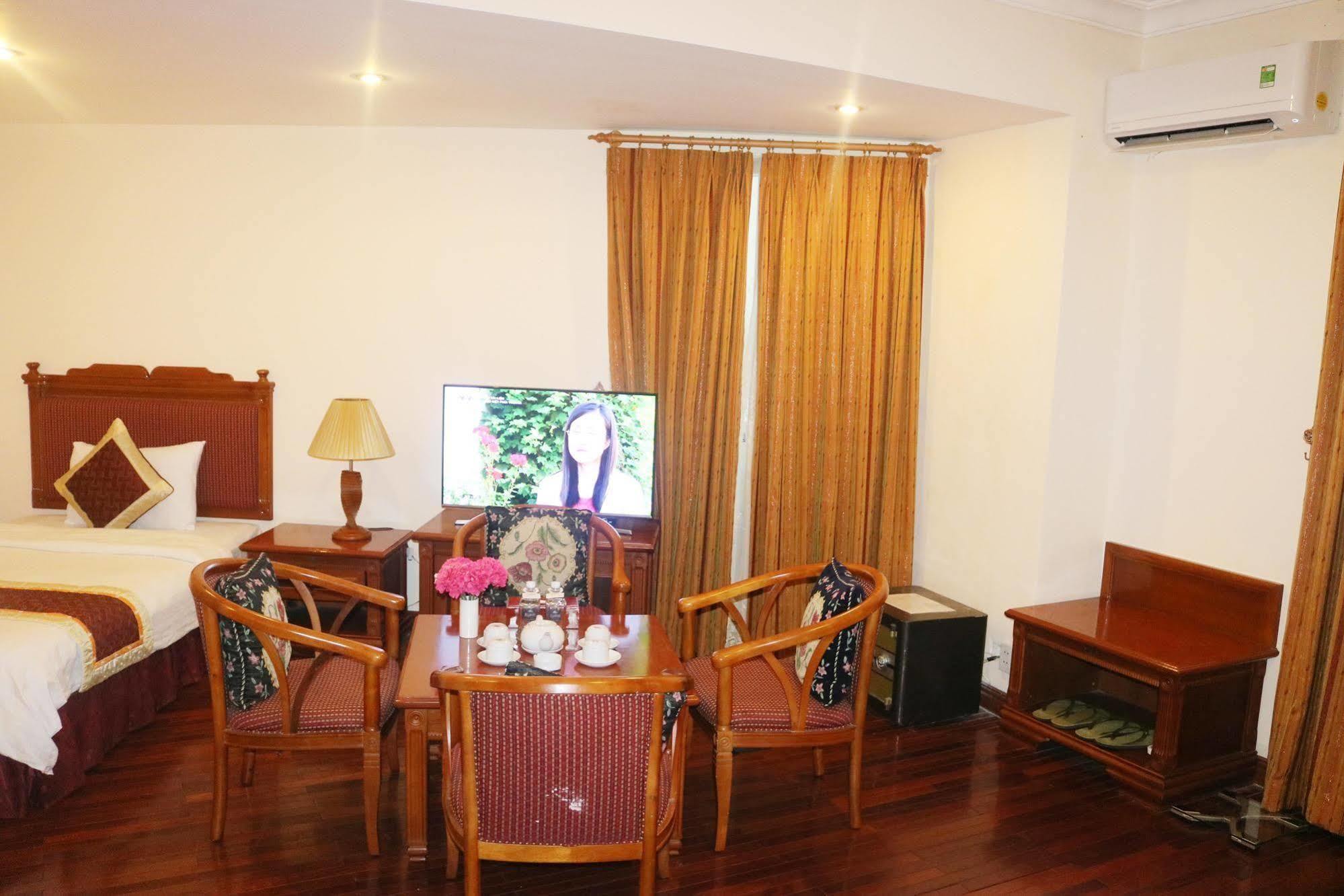 Central Hotel Quảng Ngãi Exteriör bild