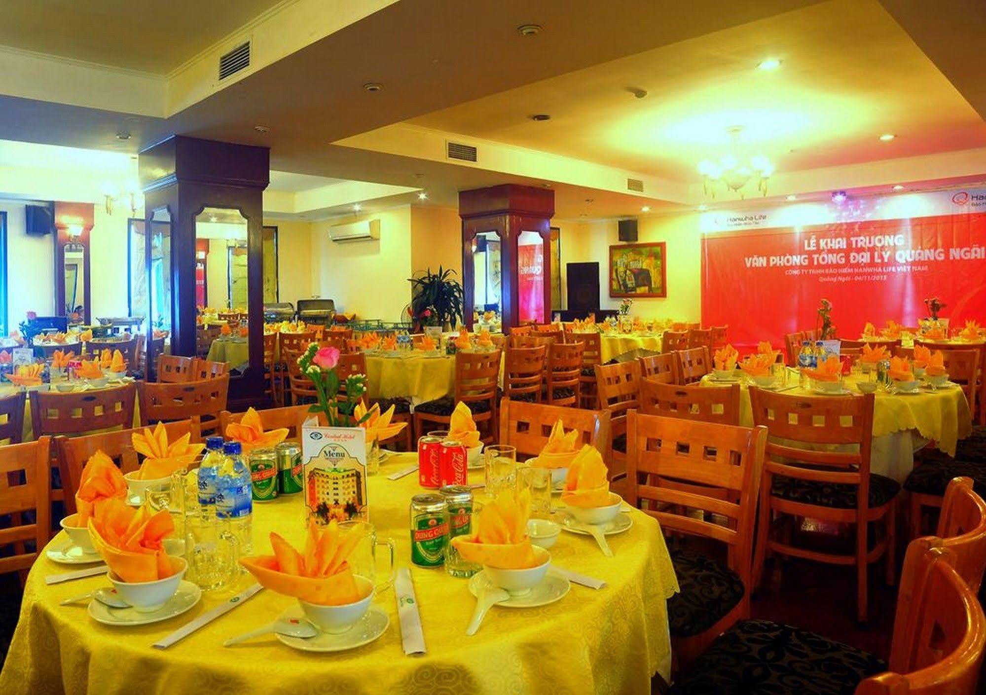 Central Hotel Quảng Ngãi Exteriör bild