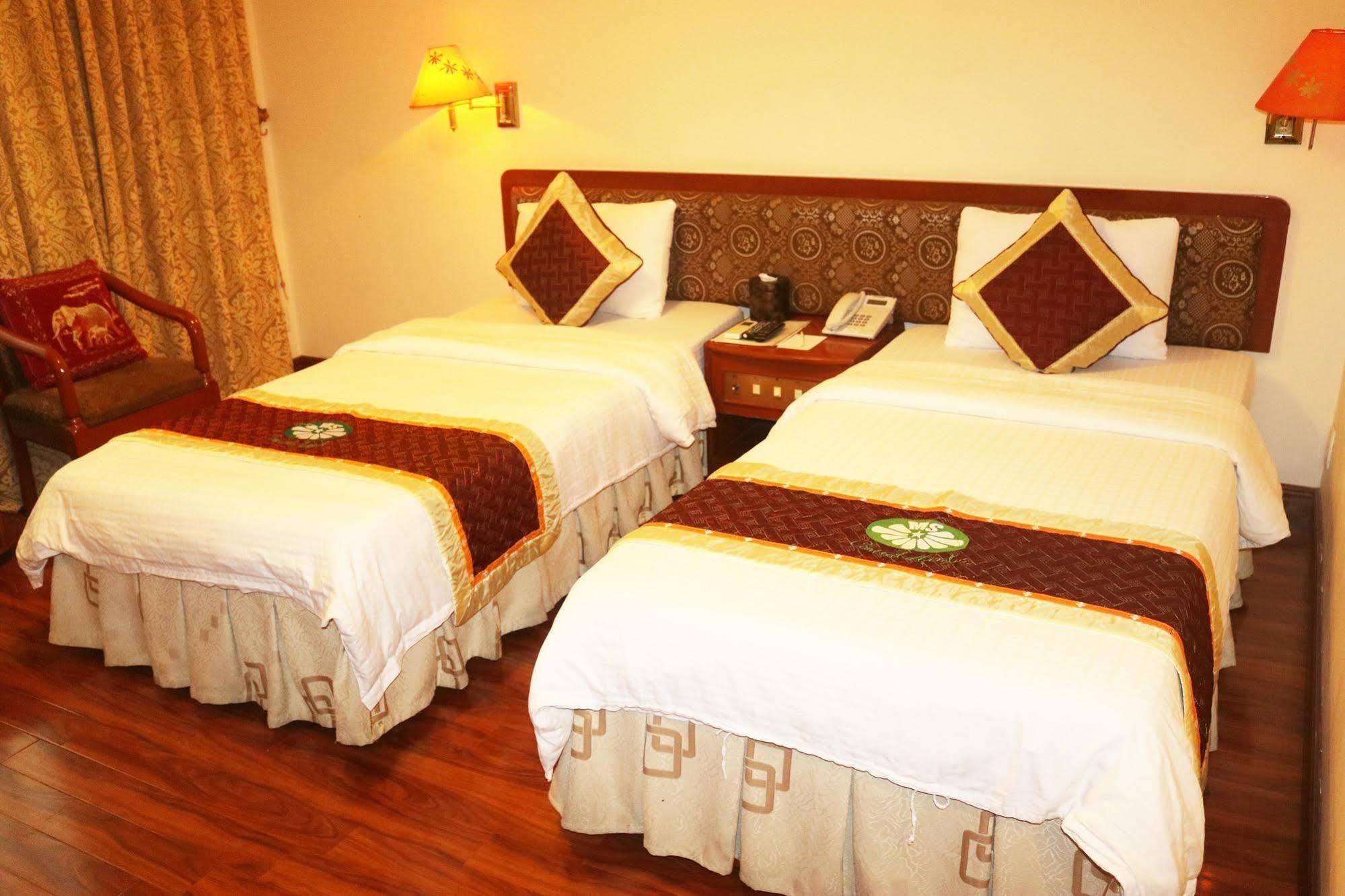 Central Hotel Quảng Ngãi Exteriör bild