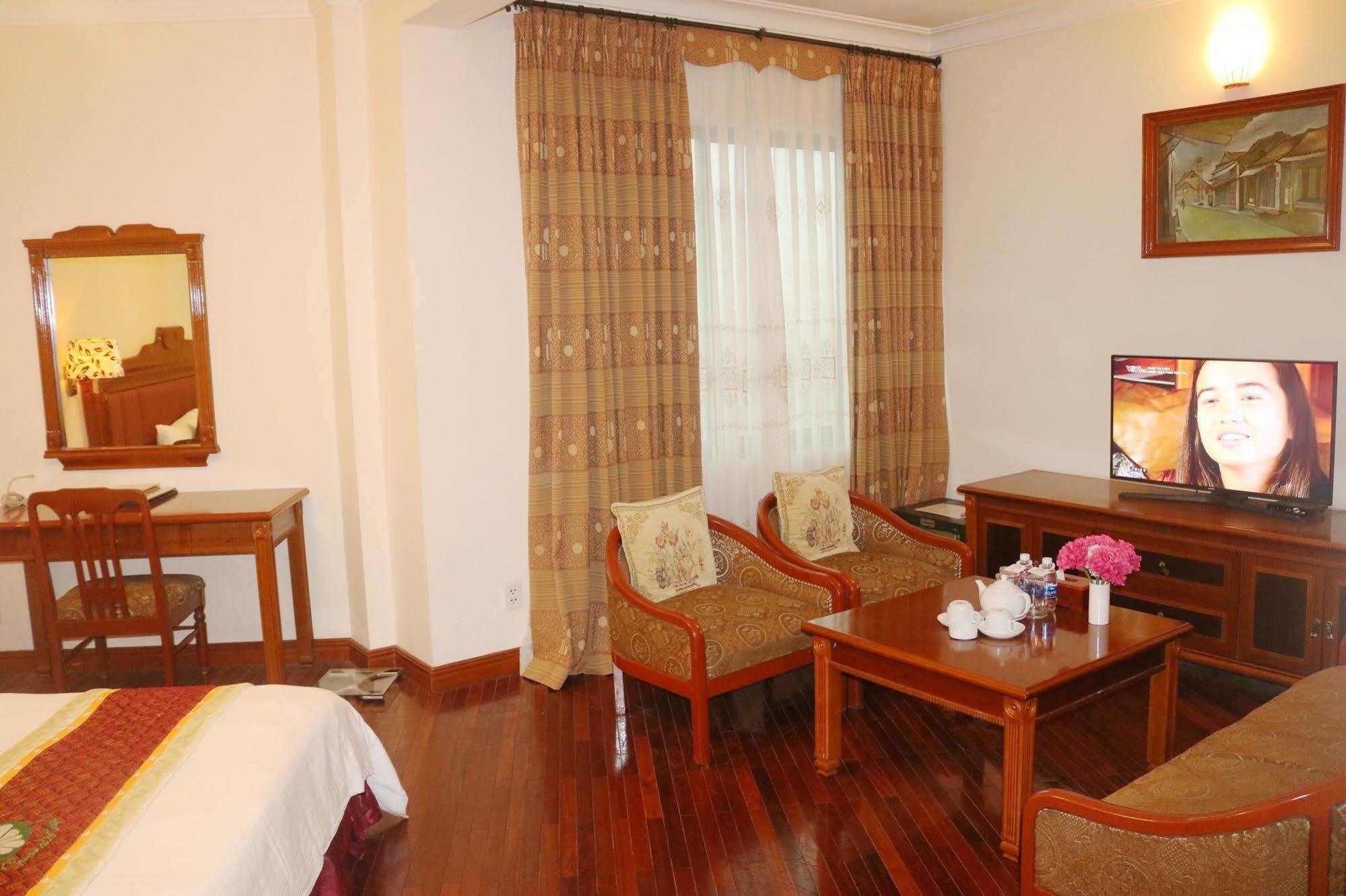 Central Hotel Quảng Ngãi Exteriör bild
