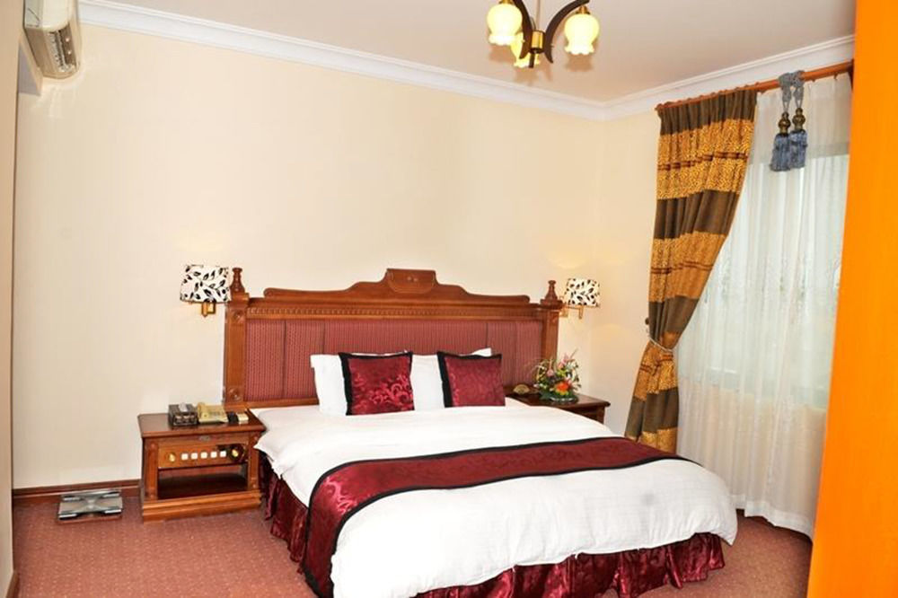 Central Hotel Quảng Ngãi Exteriör bild